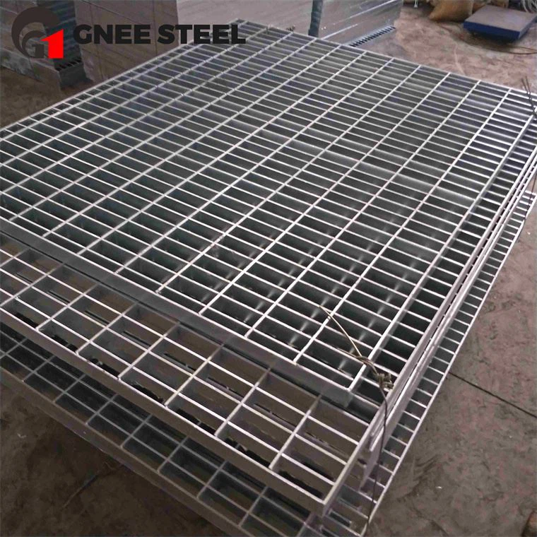 Scale in metallo grattugiato