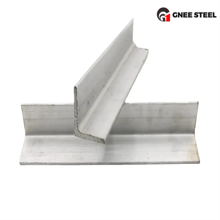 SS540 Steel Angle
